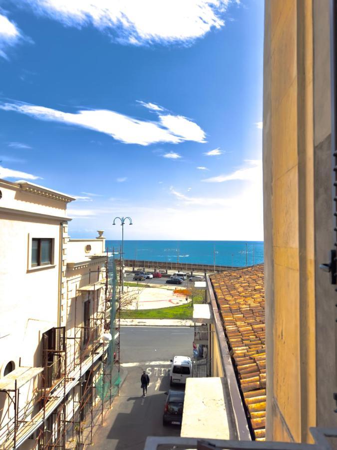 Terrazza Fama Villa Catania Bagian luar foto